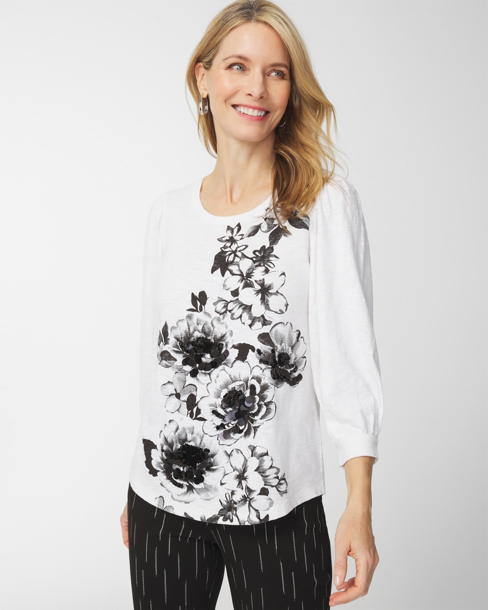 Black and White Roses Puff Shirttail Tee